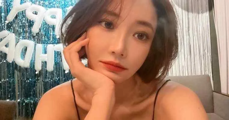 Go Joon Hee - go-joon-hee-sexy-45.webp
